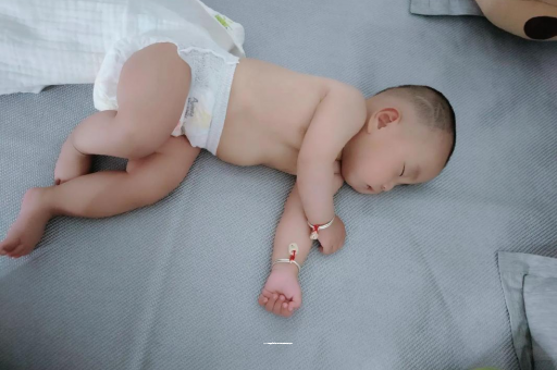 郯城孕妇的屎是黑色的